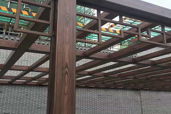黄山车库入口不锈钢仿木纹漆施工